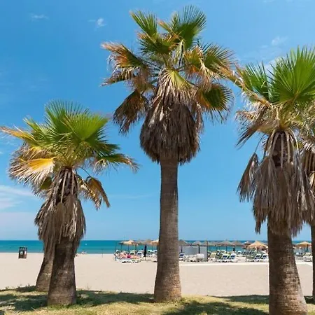 Beautiful Coastal 3-Bedroom - 1 Minute Away From Fuengirola Beach Exterior photo